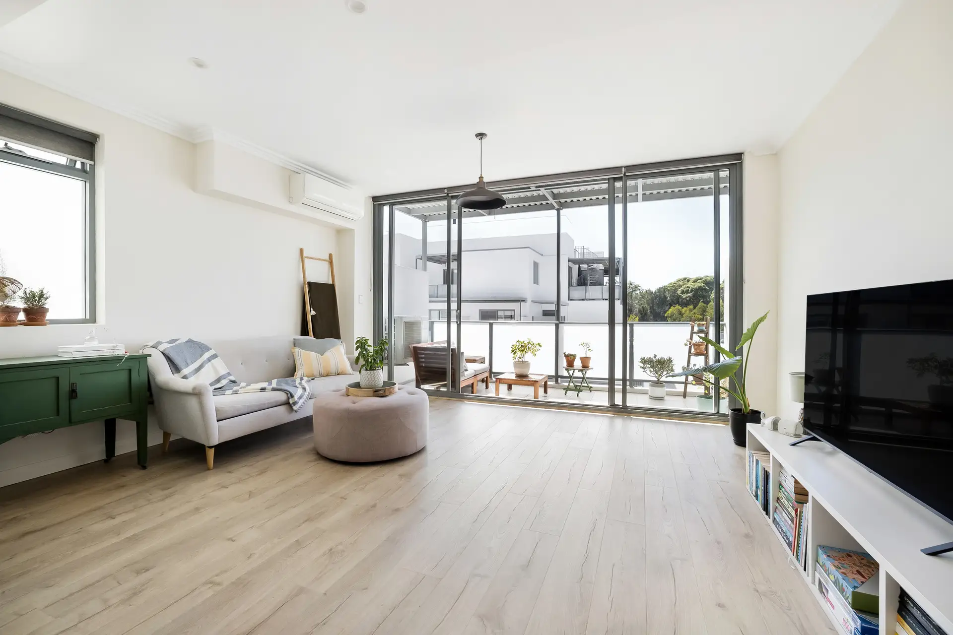 36/68 Princes Highway, St Peters - Thumbnail 2