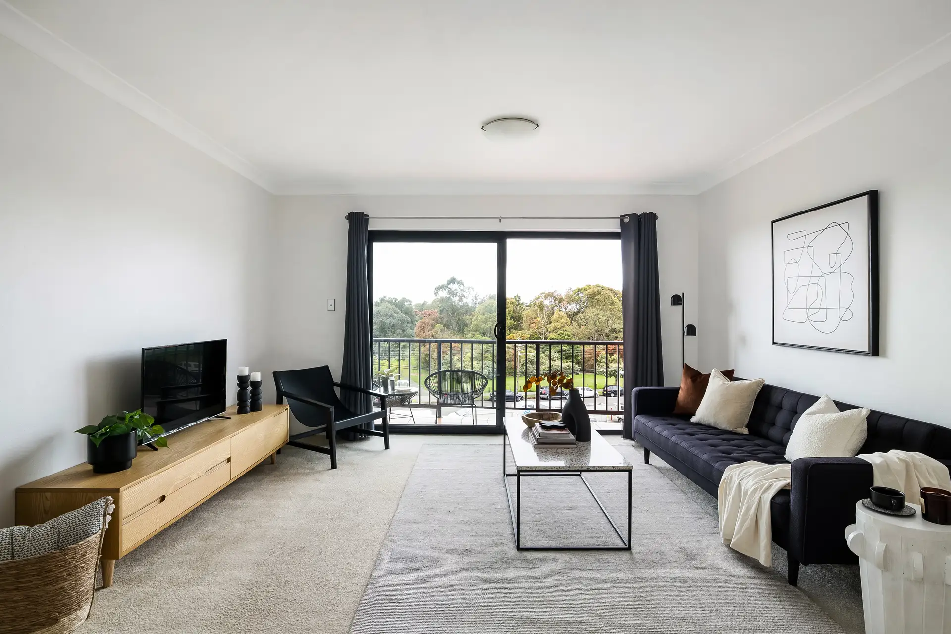302/13-19 Princes Highway, St Peters - Image 1