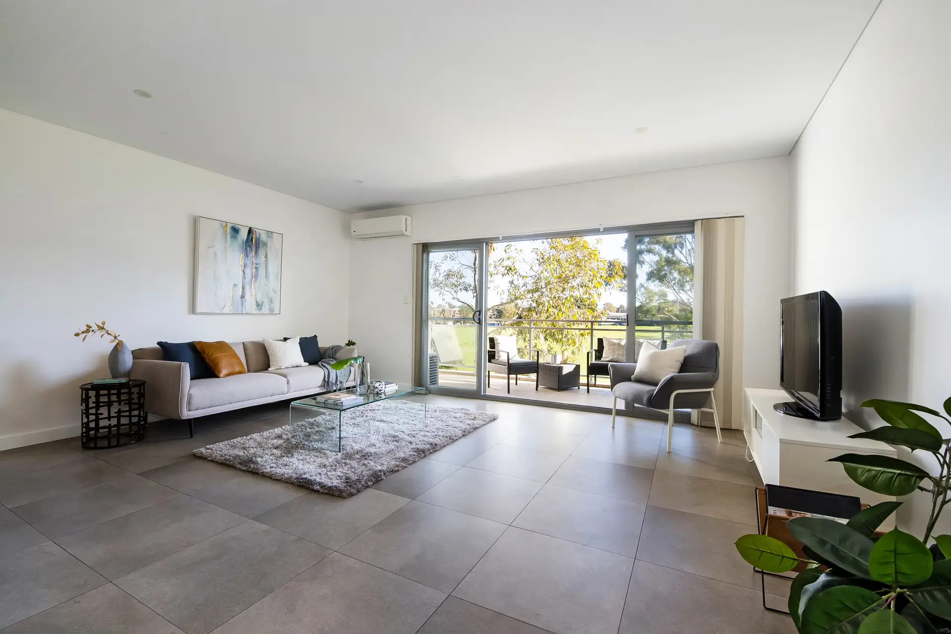 17/231-235 Canterbury Road, Canterbury - Image 1
