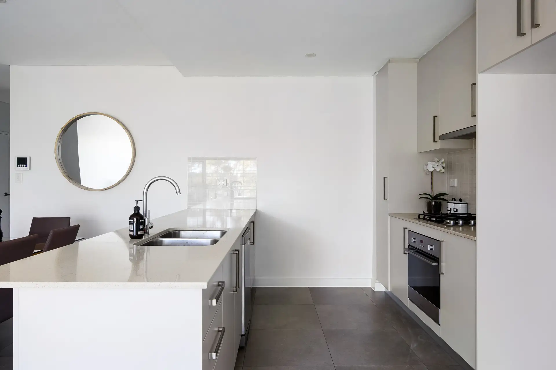 17/231-235 Canterbury Road, Canterbury - Thumbnail 5