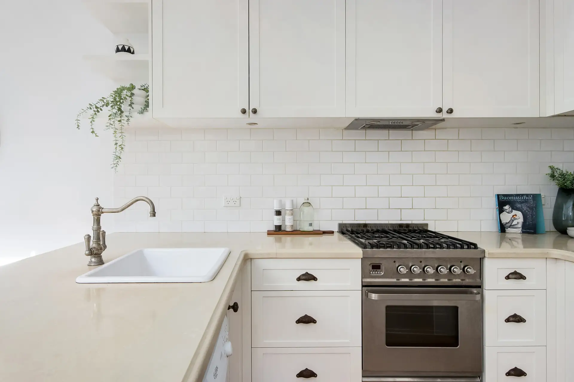 24 Andreas Street, Petersham - Thumbnail 7