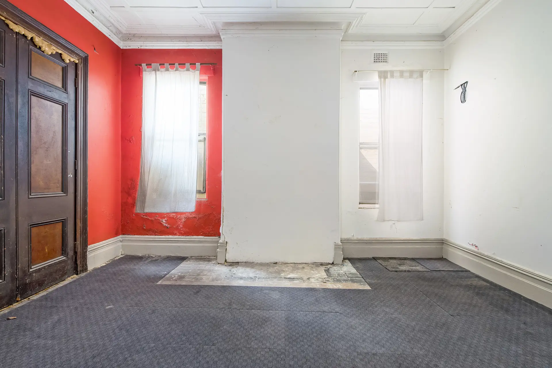 8 Railway Street, Petersham - Thumbnail 3