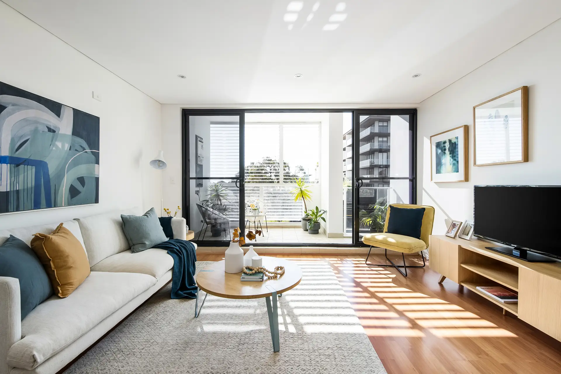 16/451 New Canterbury Road, Dulwich Hill - Image 1