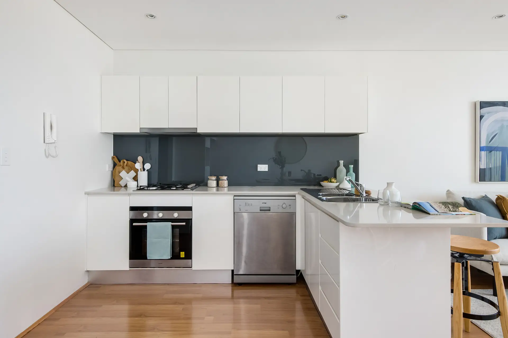 16/451 New Canterbury Road, Dulwich Hill - Thumbnail 5