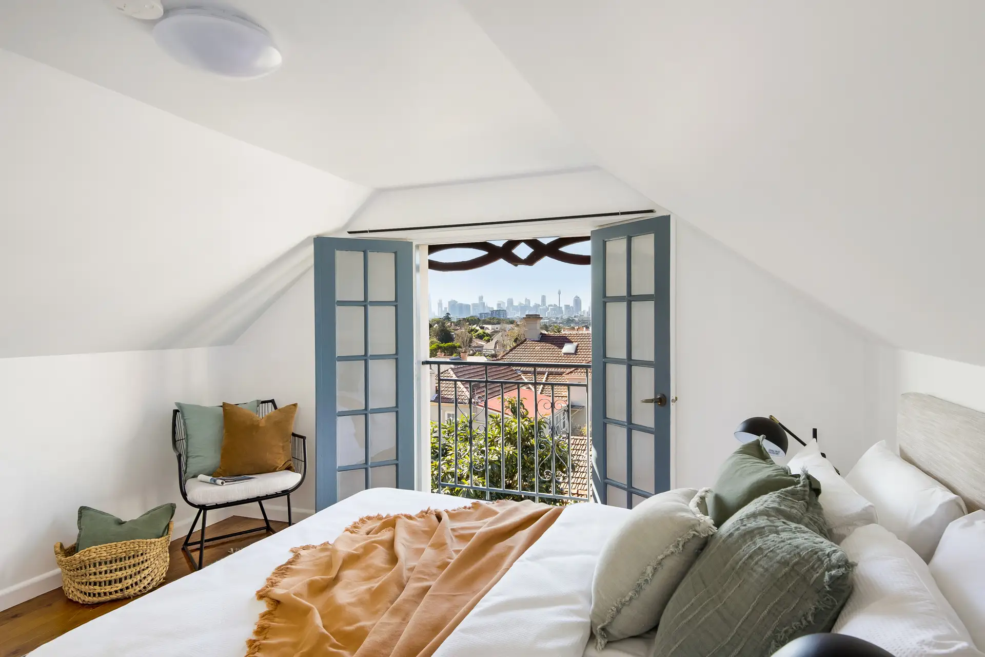 4/6-8 Bent Street, Petersham - Image 1