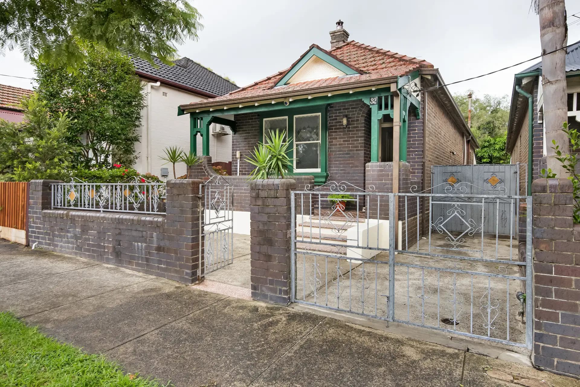 32 Morton Avenue, Lewisham - Thumbnail 2