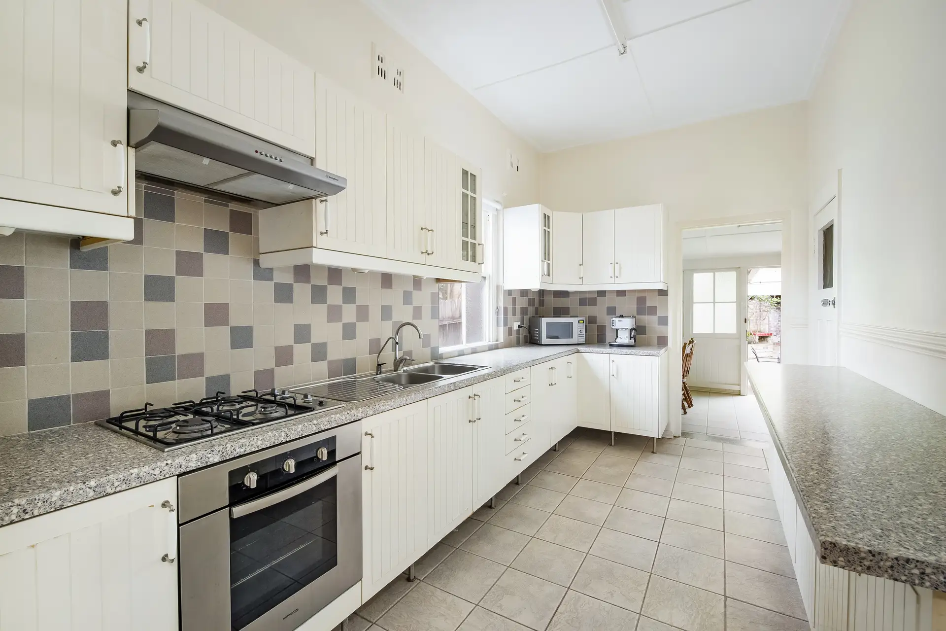 32 Morton Avenue, Lewisham - Thumbnail 5