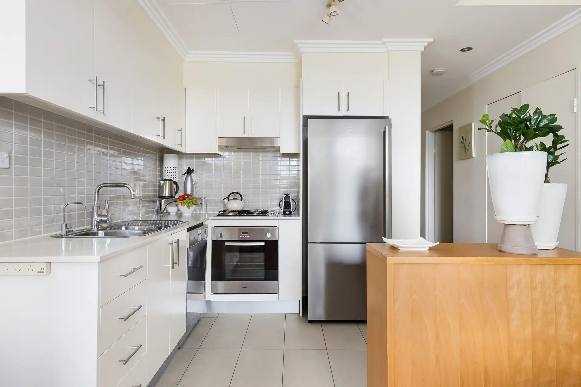 48/74 Princes Highway, St Peters - Thumbnail 2