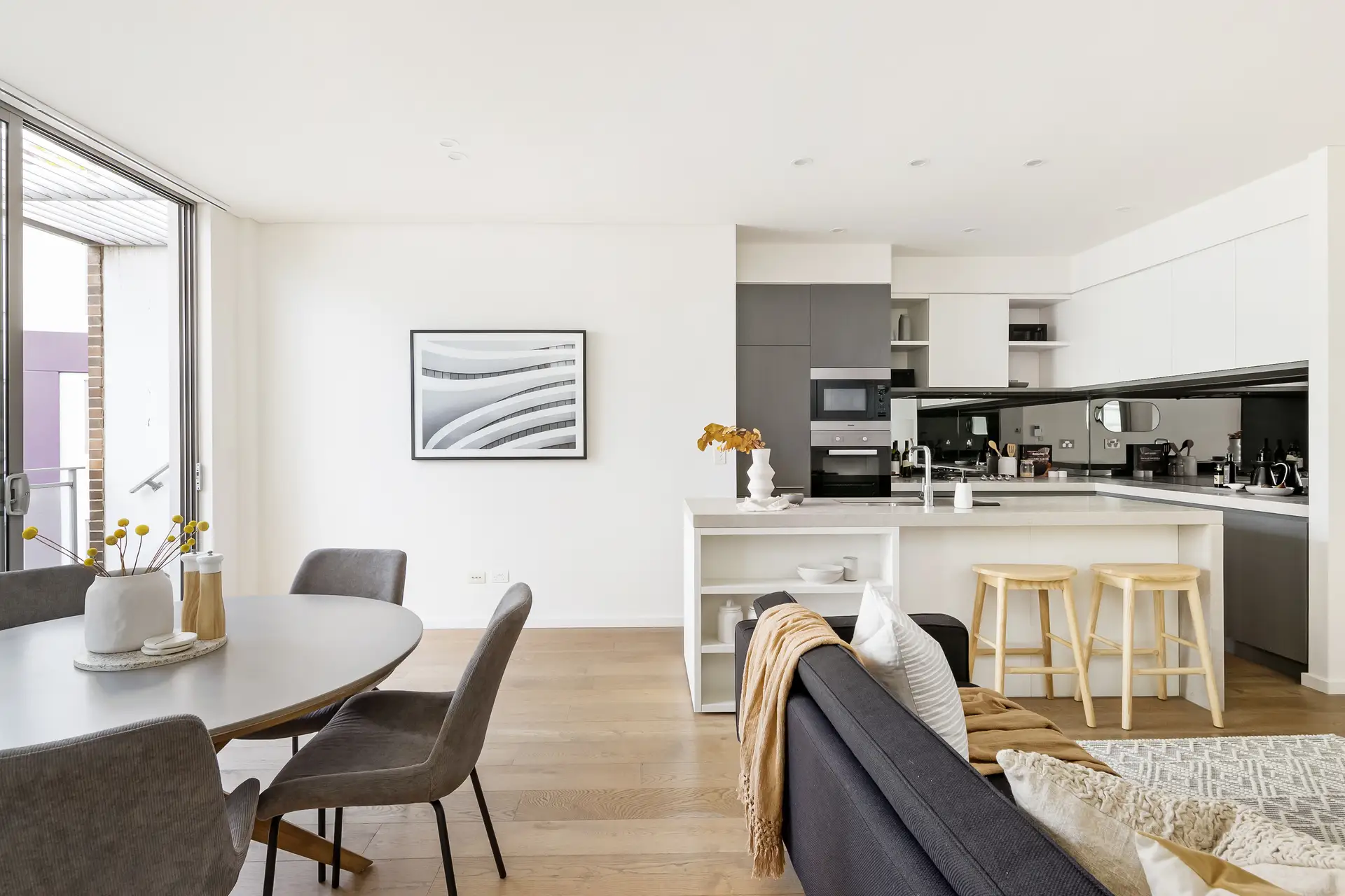 317/72 Alice Street, Newtown - Thumbnail 8