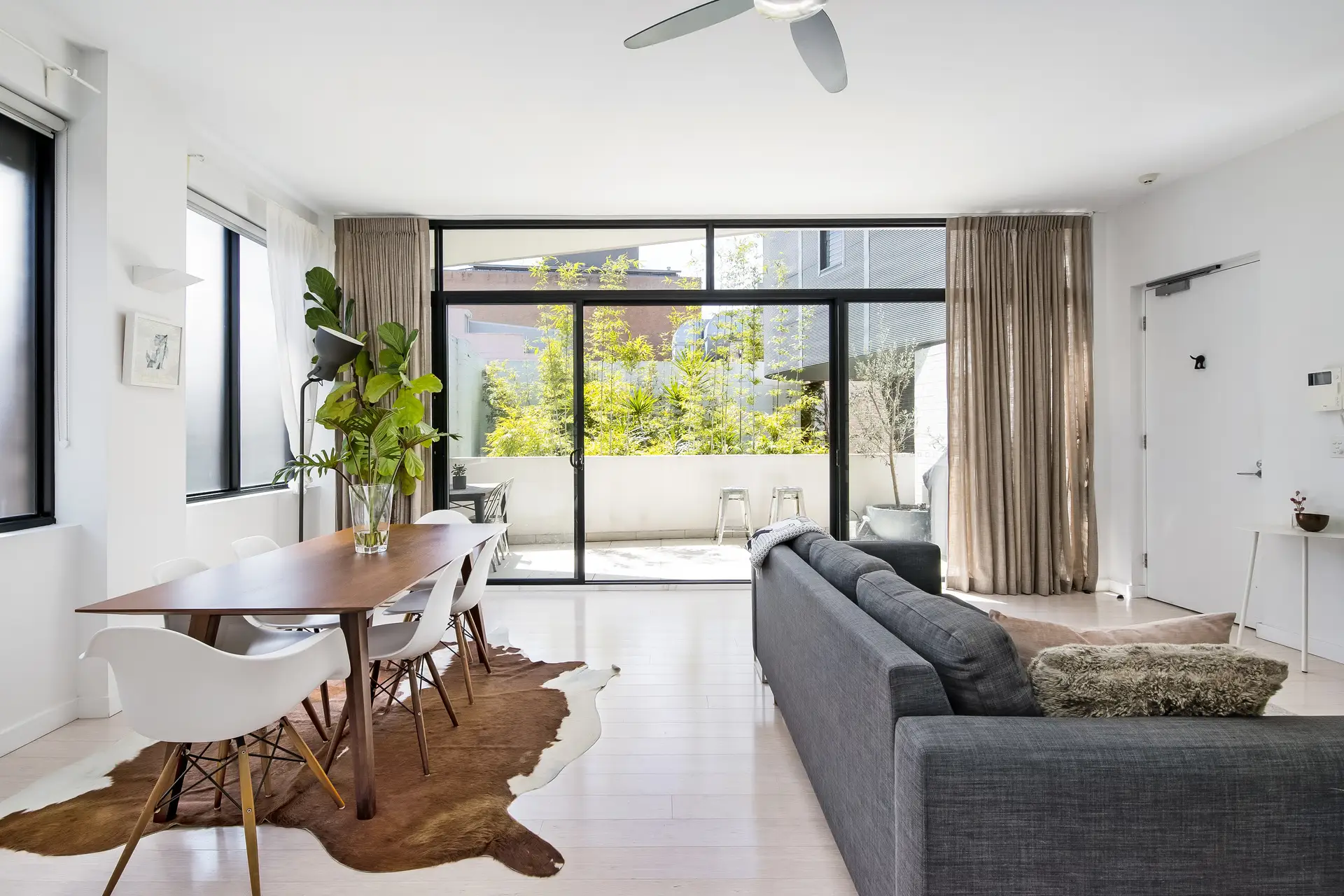 9/86 Cope Street, Waterloo - Image 1