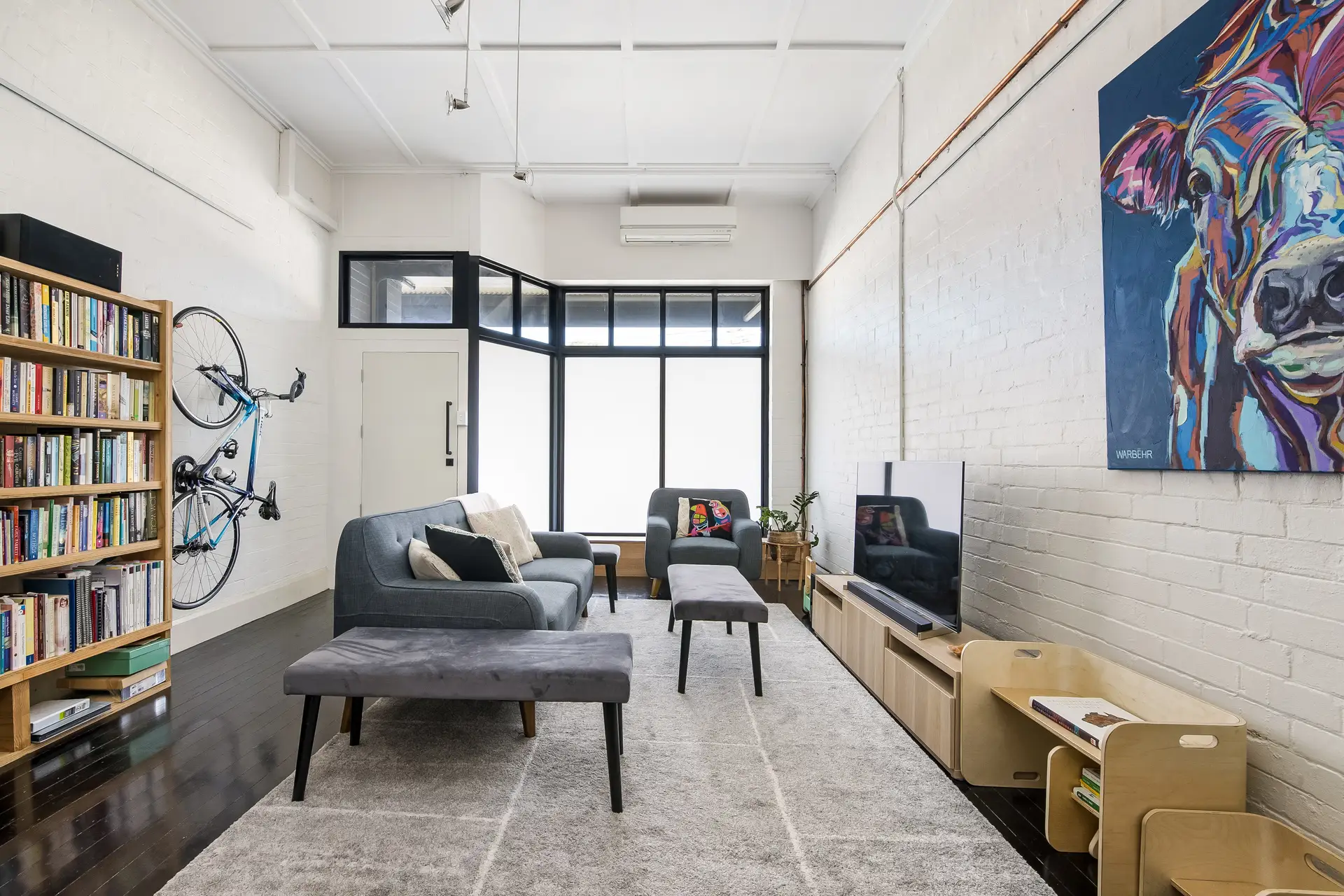 204 Edgeware Road, Newtown - Image 1