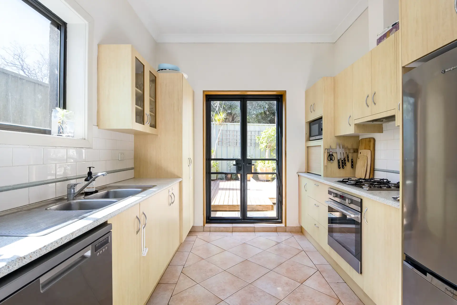 204 Edgeware Road, Newtown - Thumbnail 8