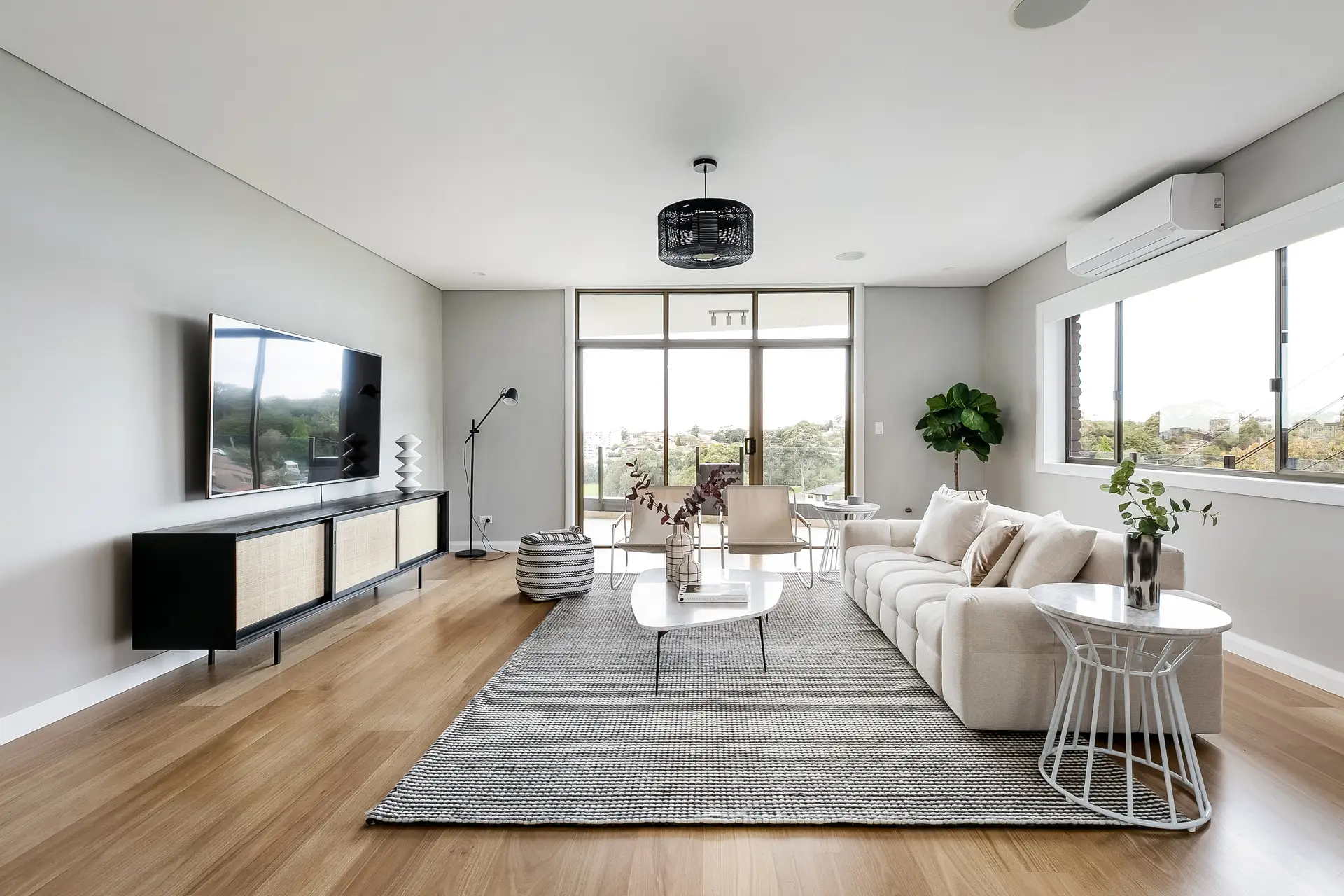 8 Highland Crescent, Earlwood - Thumbnail 7