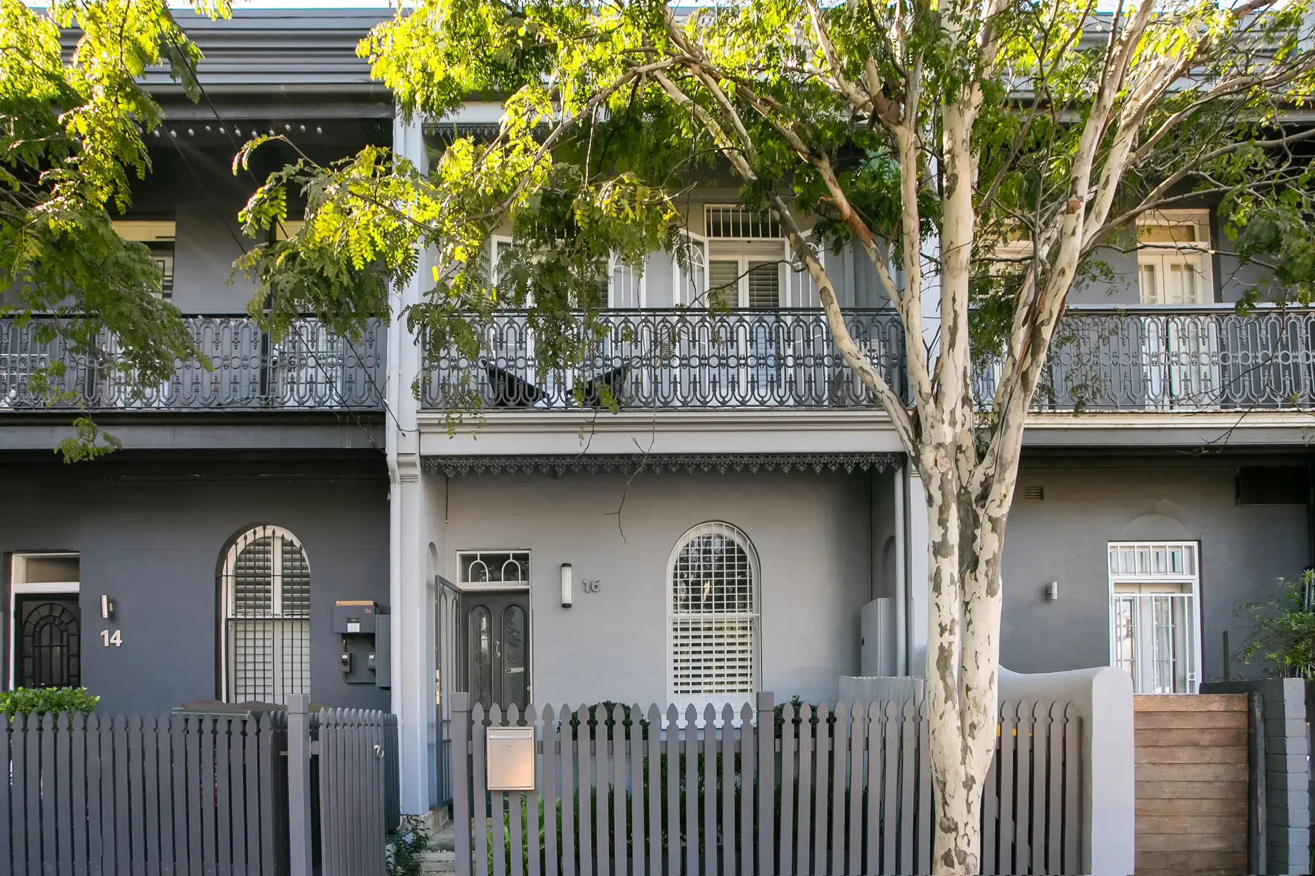 16 Commodore Street, Newtown - Image 1