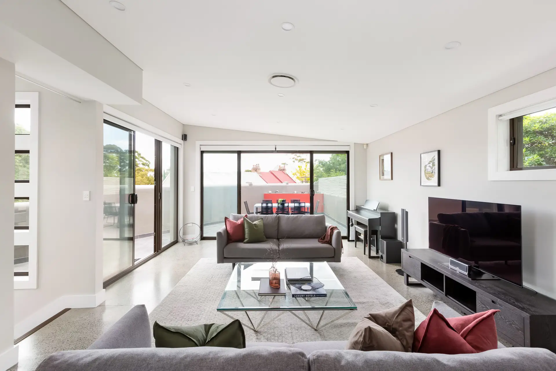 12 St Marys Street, Camperdown - Thumbnail 3