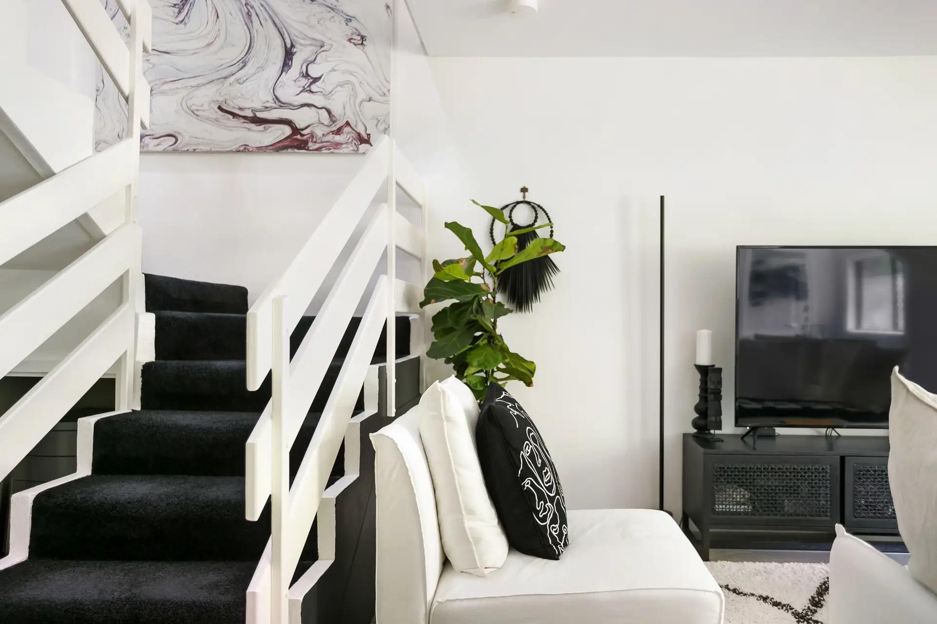 9/7-9 Jeffrey Street, Canterbury - Thumbnail 2