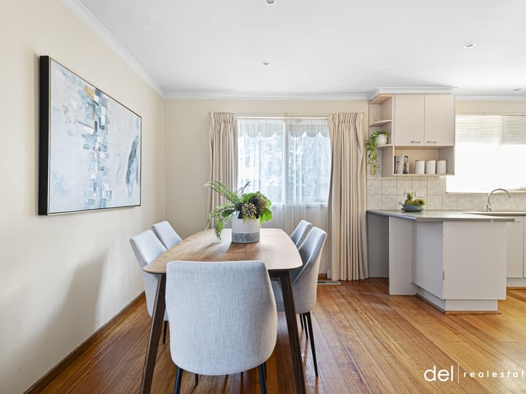 20 Redington Drive, Noble Park North, Noble Park North - Thumbnail 4