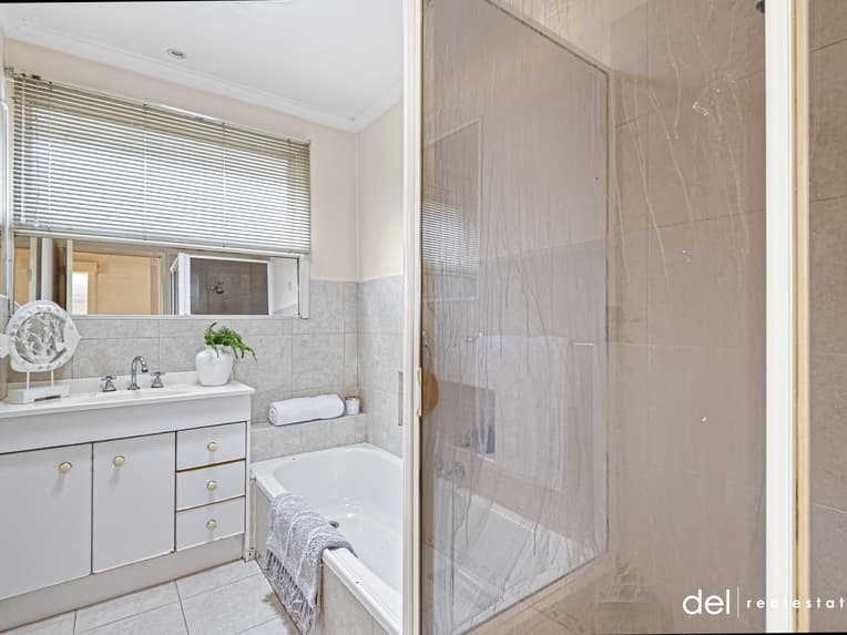 20 Redington Drive, Noble Park North, Noble Park North - Thumbnail 7