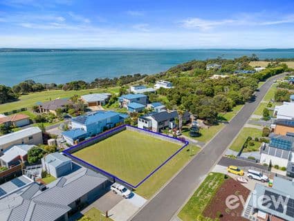 14 Wetherall Drive, Corinella - Thumbnail 4