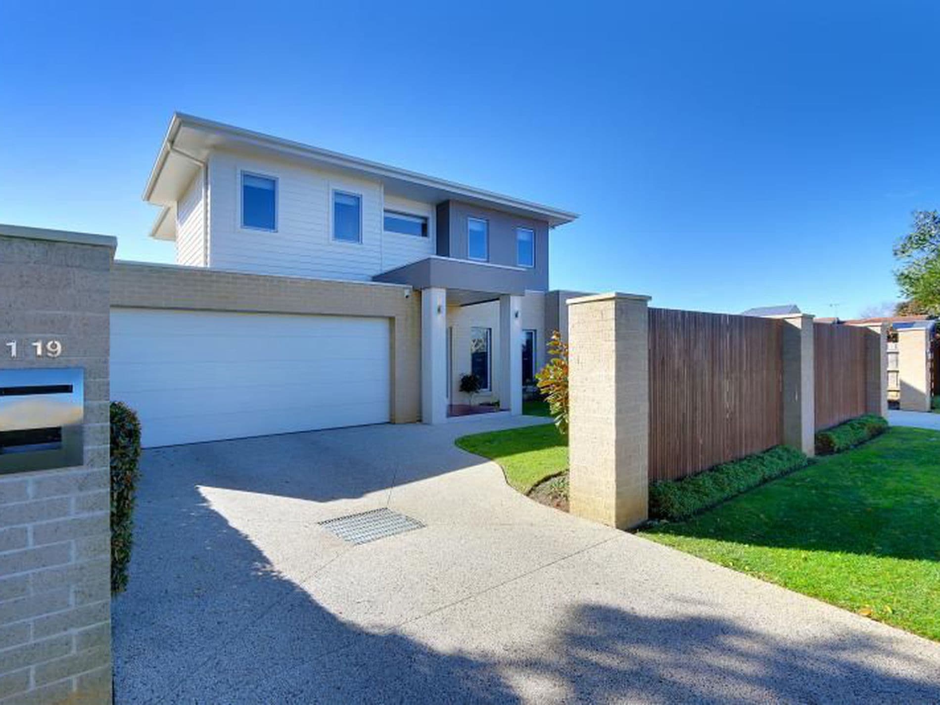 1 / 19 Turnbull Street, MORNINGTON, Mornington - Image 1