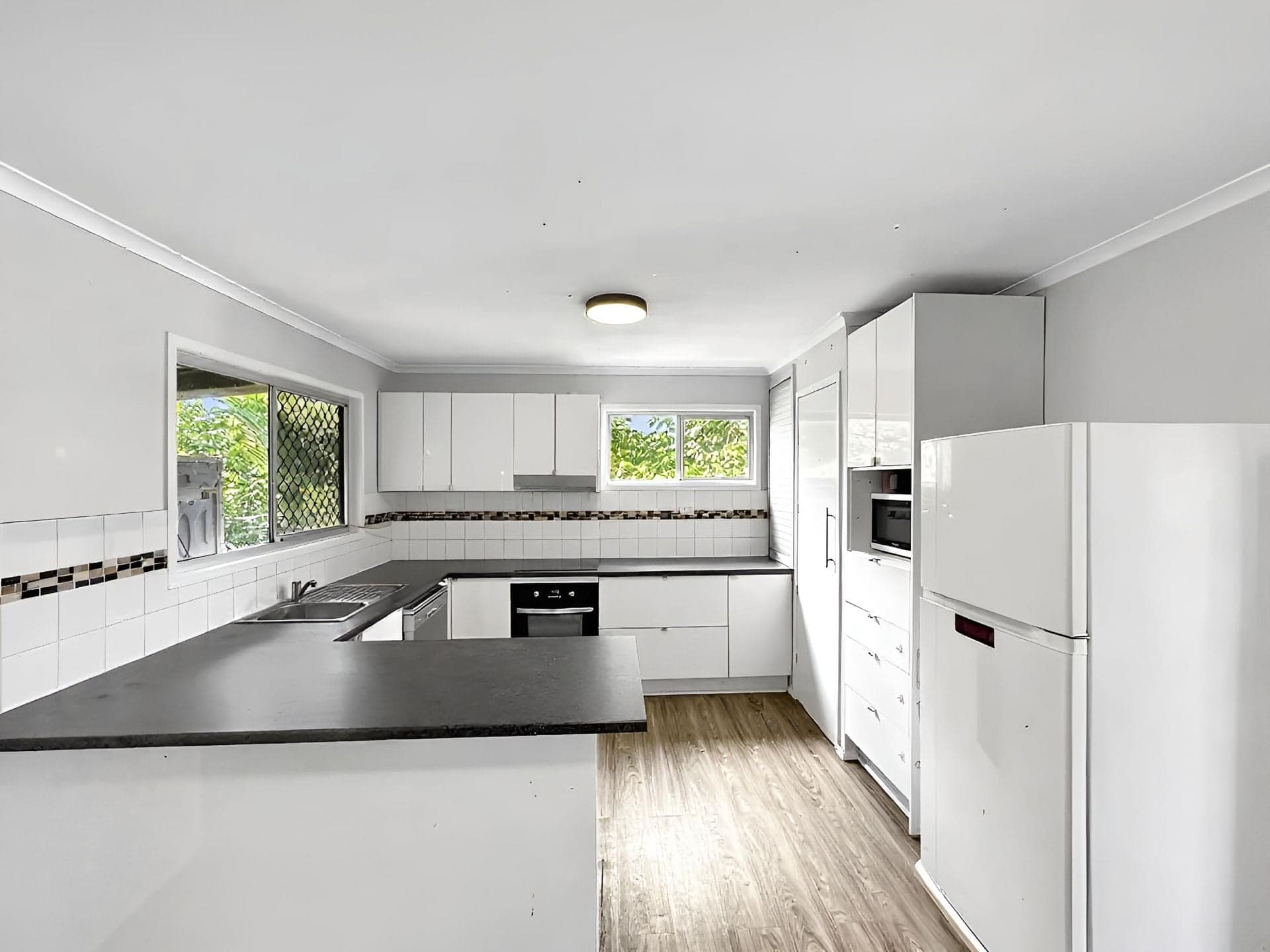 214 Francis Road, Lawnton, Lawnton - Thumbnail 4