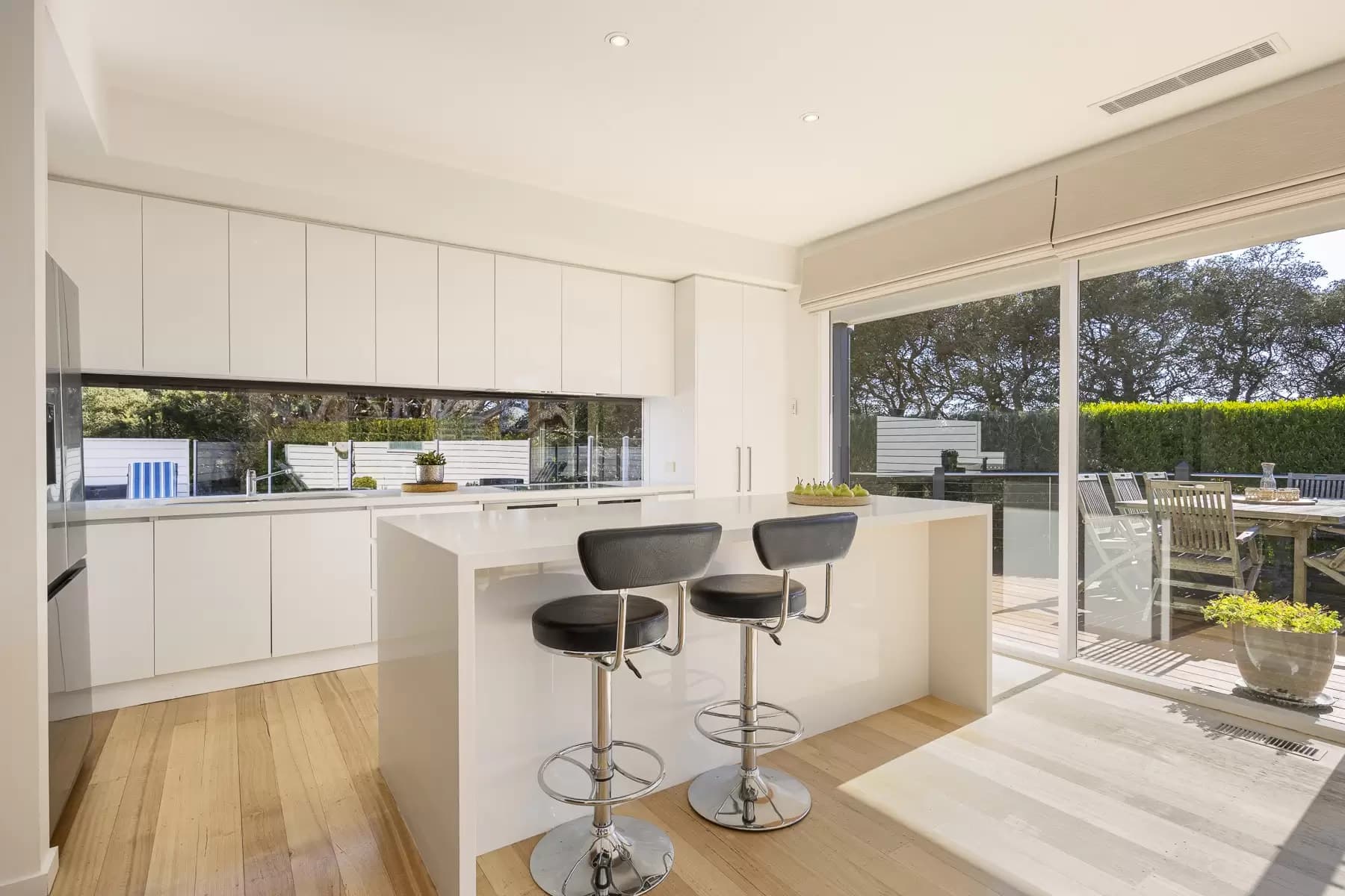 12 Clovelly Court, Portsea, Portsea - Thumbnail 6