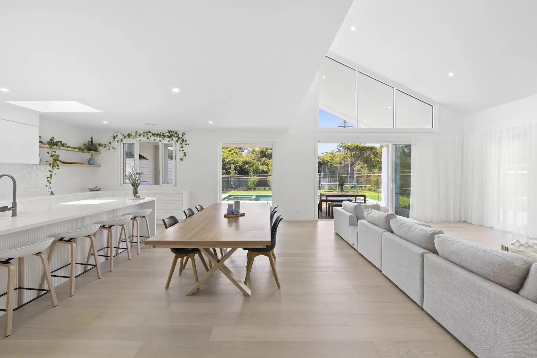 377 Melbourne Road, Blairgowrie, Blairgowrie - Thumbnail 3