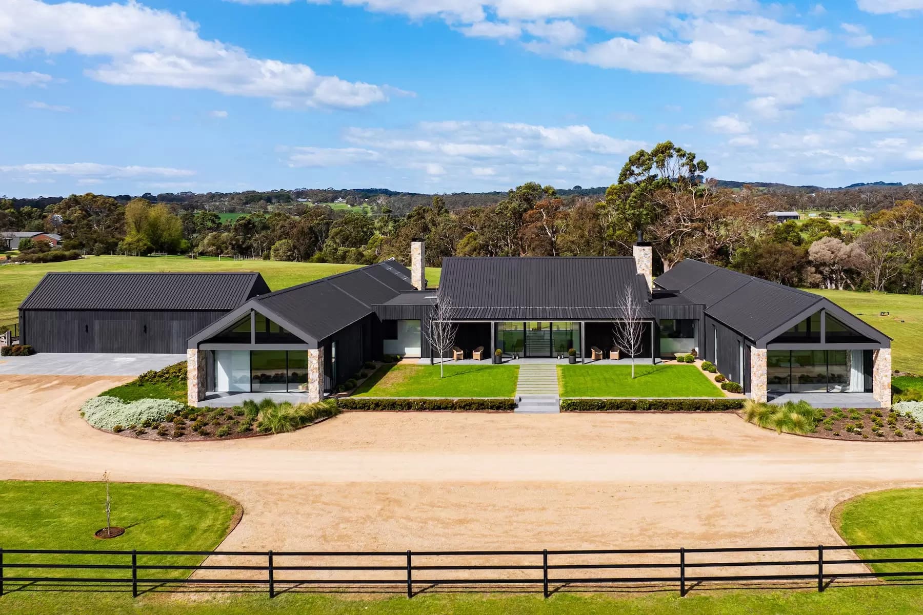 90 Wallaces Road, Dromana, Dromana - Image 1
