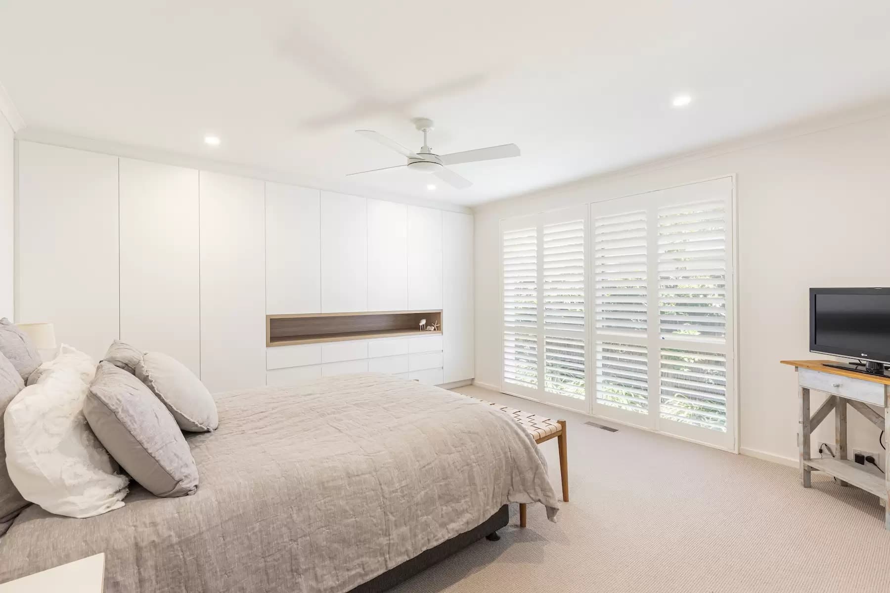 8 Farnsworth Avenue, Portsea, Portsea - Thumbnail 7
