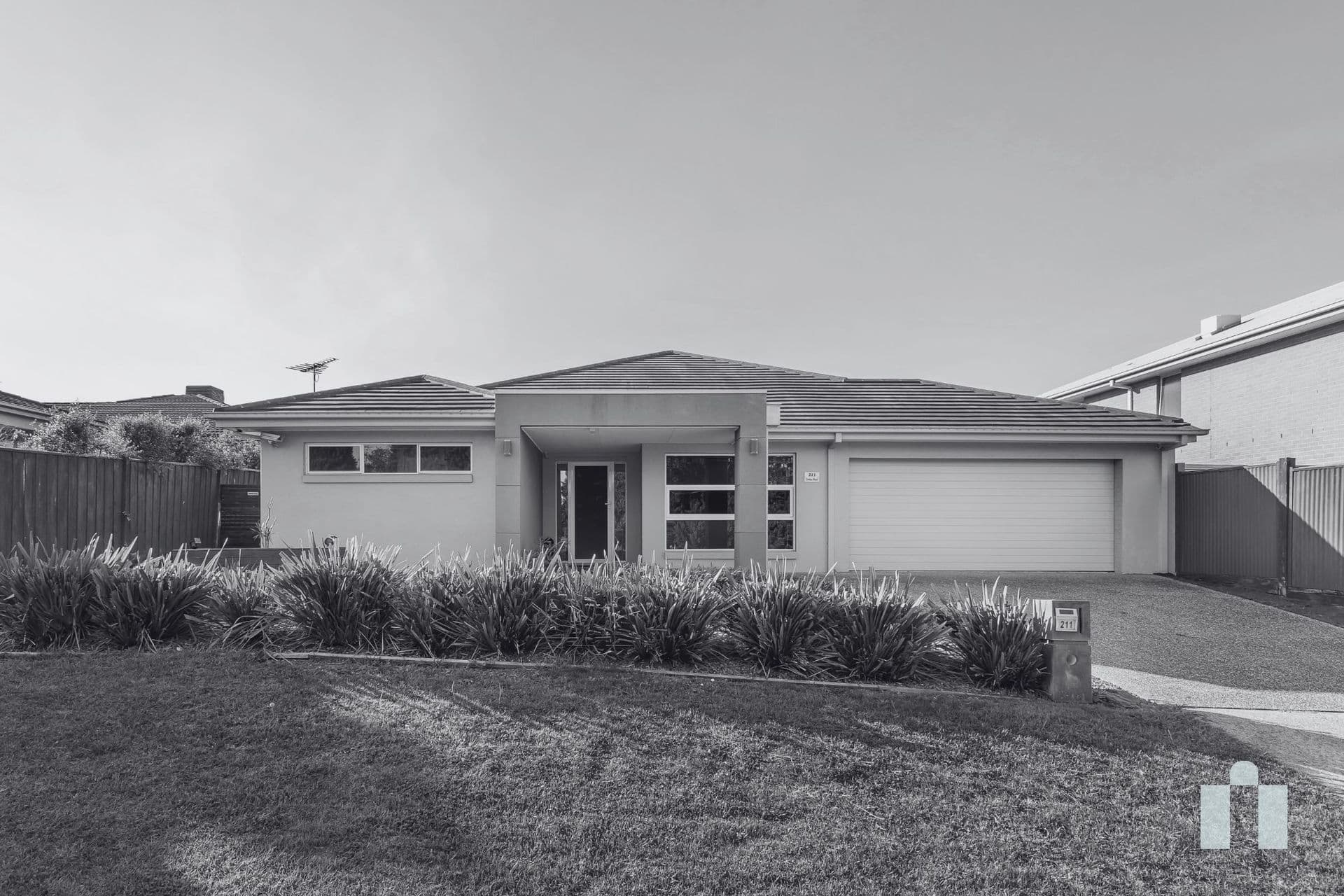 211 Cookes Road, Doreen - Image 1
