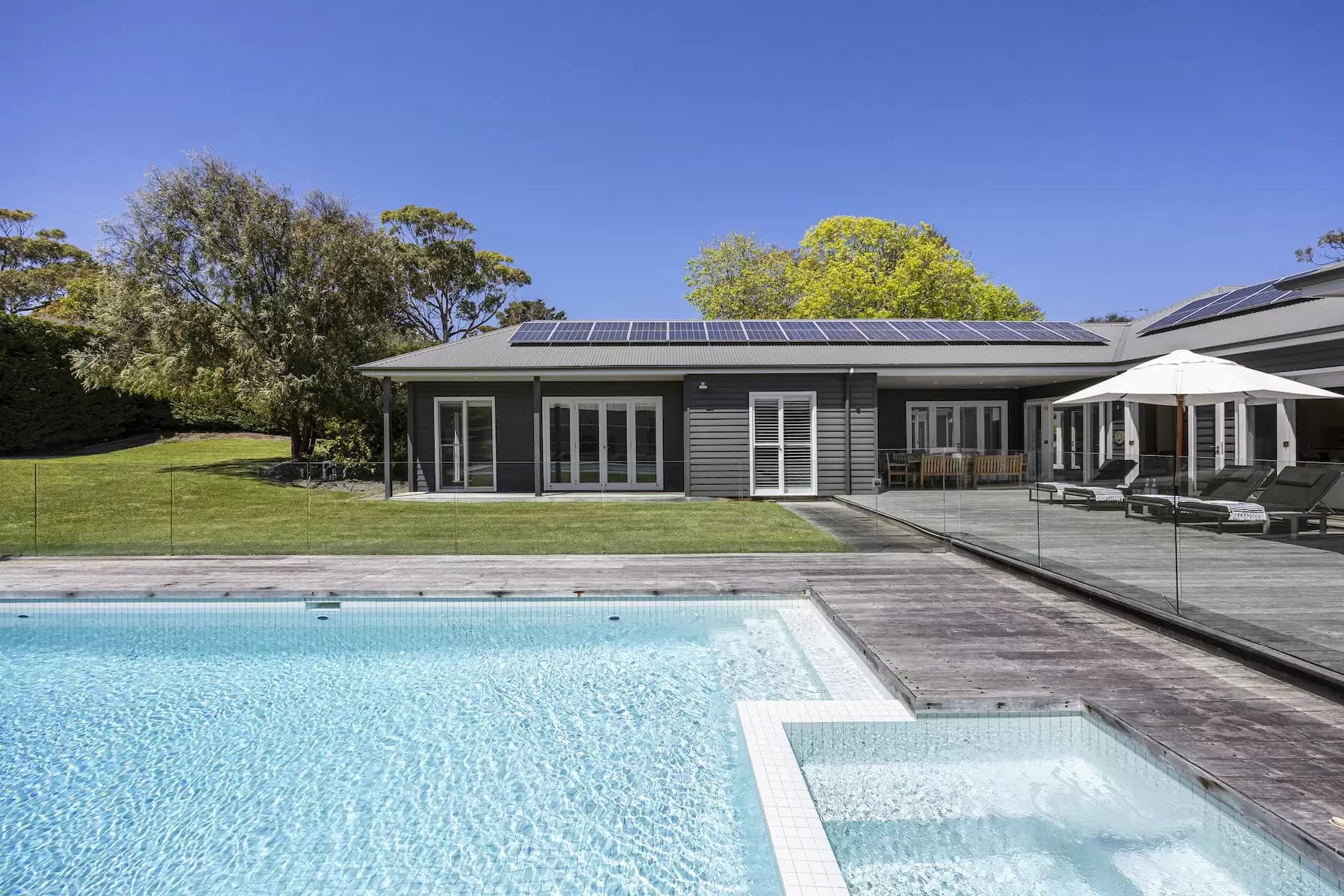 4 Shelly Court, Portsea, Portsea - Image 1