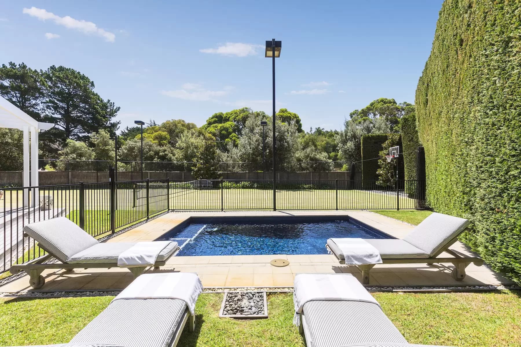 77 Blair Court, Portsea, Portsea - Thumbnail 2