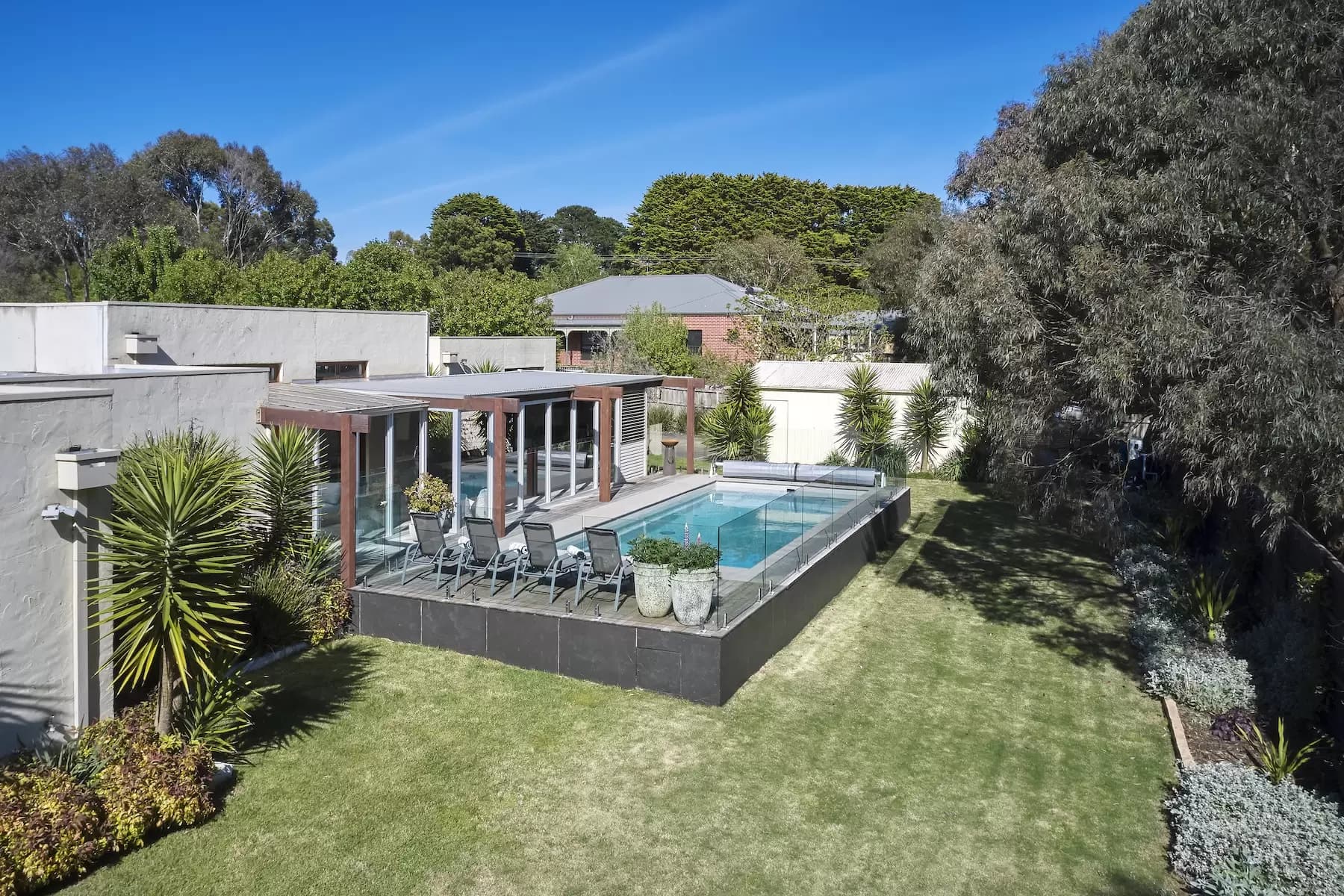 4 Abbey Court, Gisborne, Gisborne - Thumbnail 2