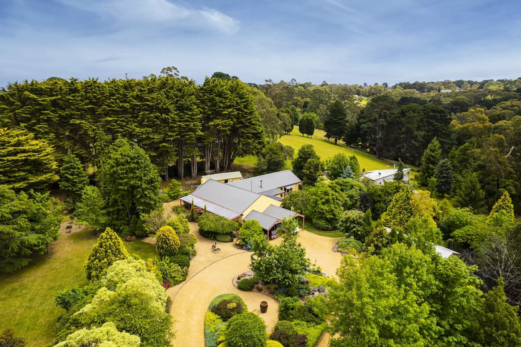 42 Ocean View Avenue, Red Hill South, Red Hill South - Image 1