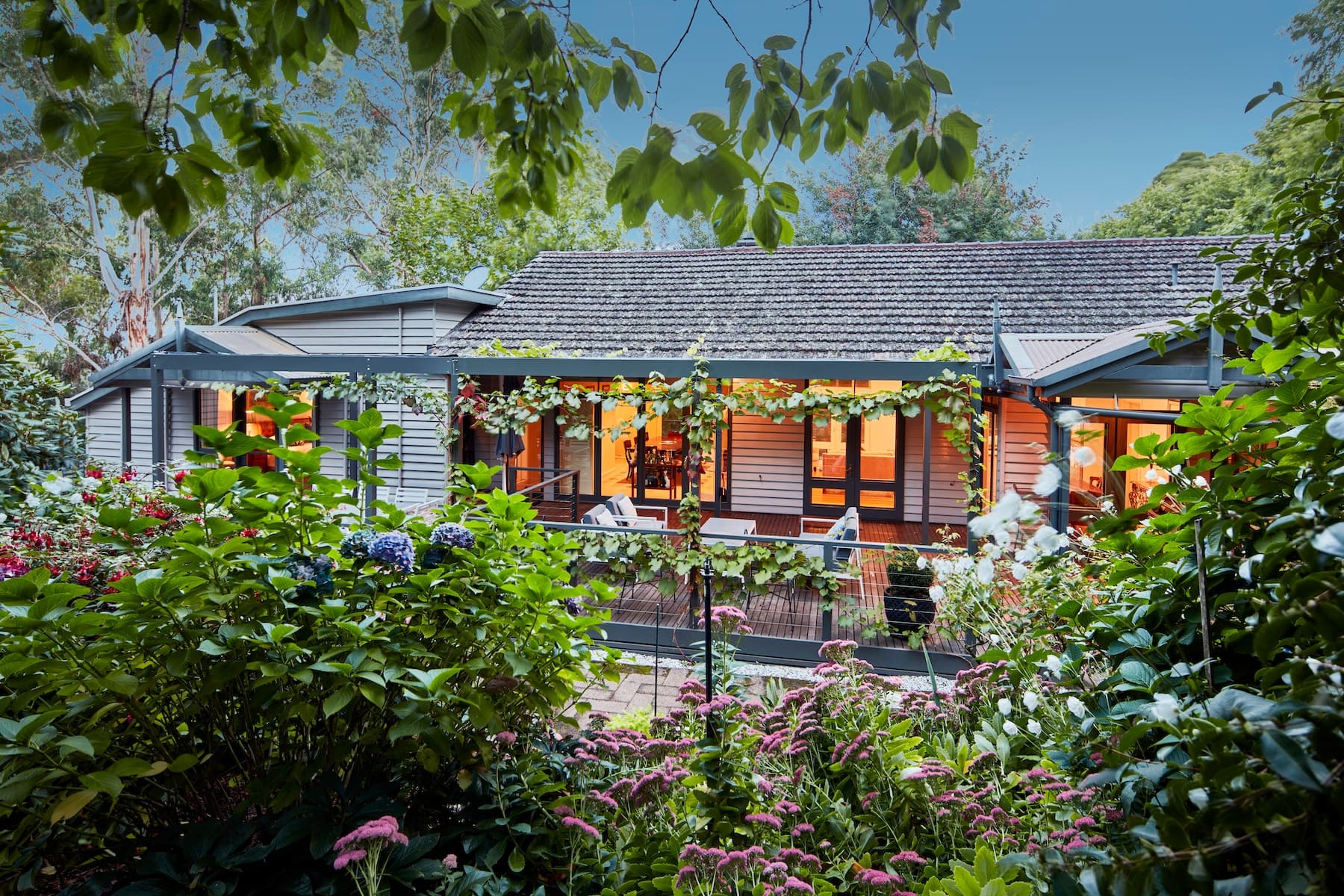 44 Douglas Road, Mount Macedon, Mount Macedon - Thumbnail 2