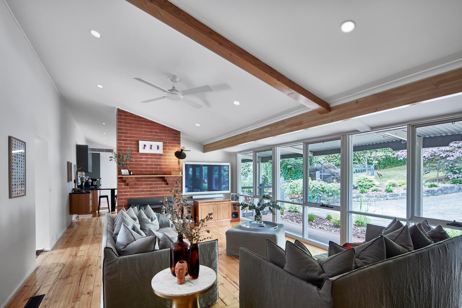31 Ryans Parade, Mount Macedon, Mount Macedon - Thumbnail 4