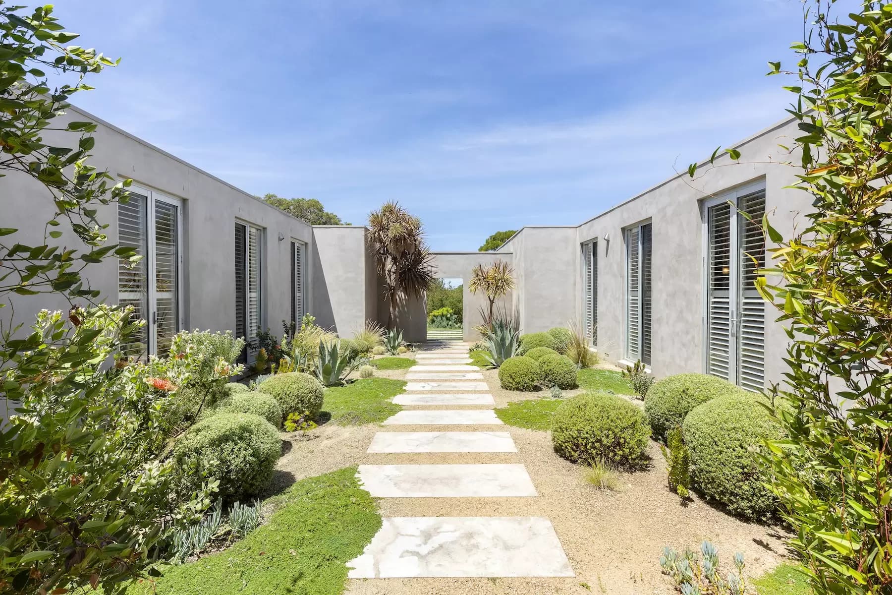 18 Macgregor Avenue, Portsea, Portsea - Thumbnail 2