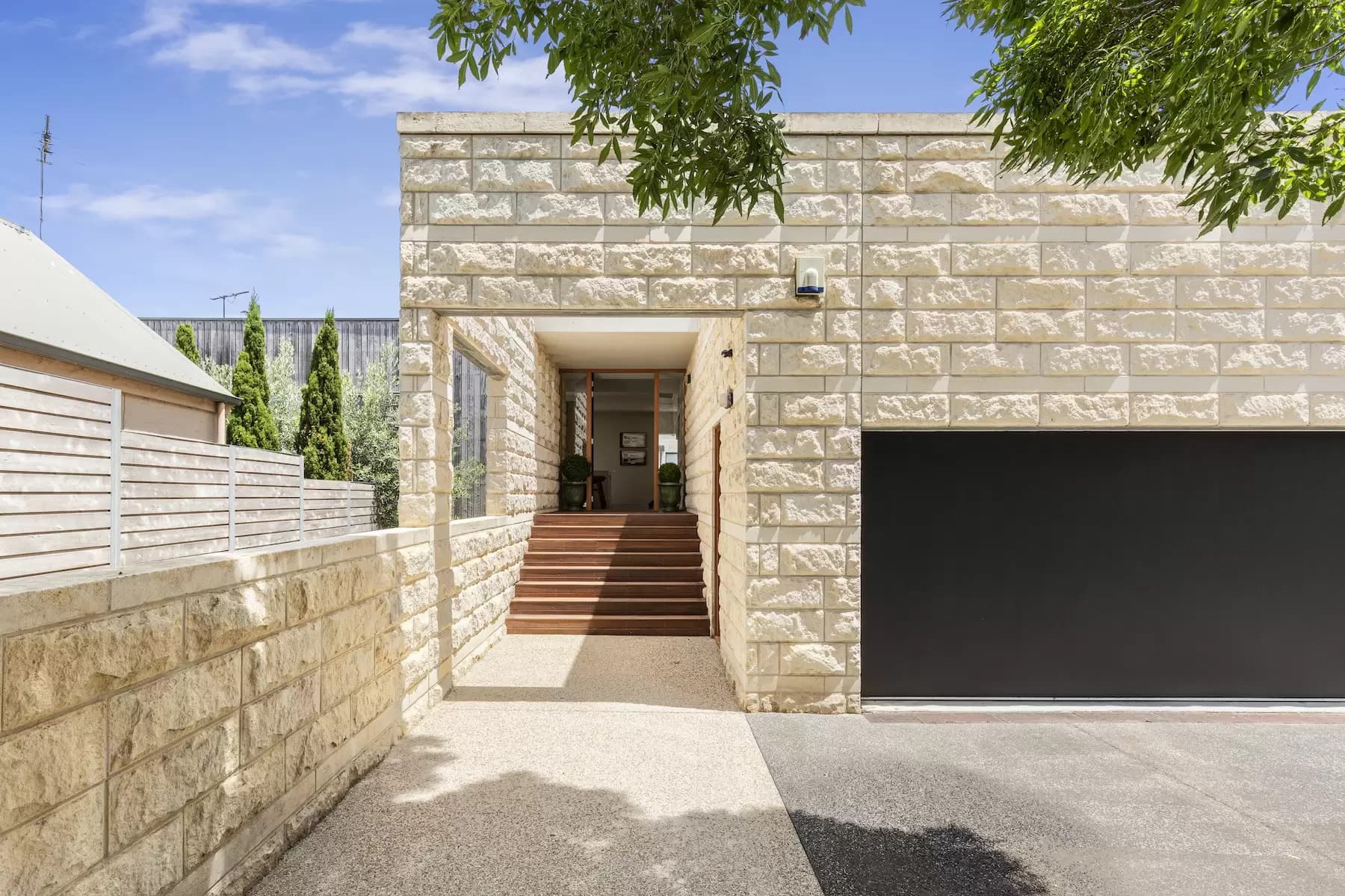 22 Delgany Avenue, Portsea, Portsea - Thumbnail 2