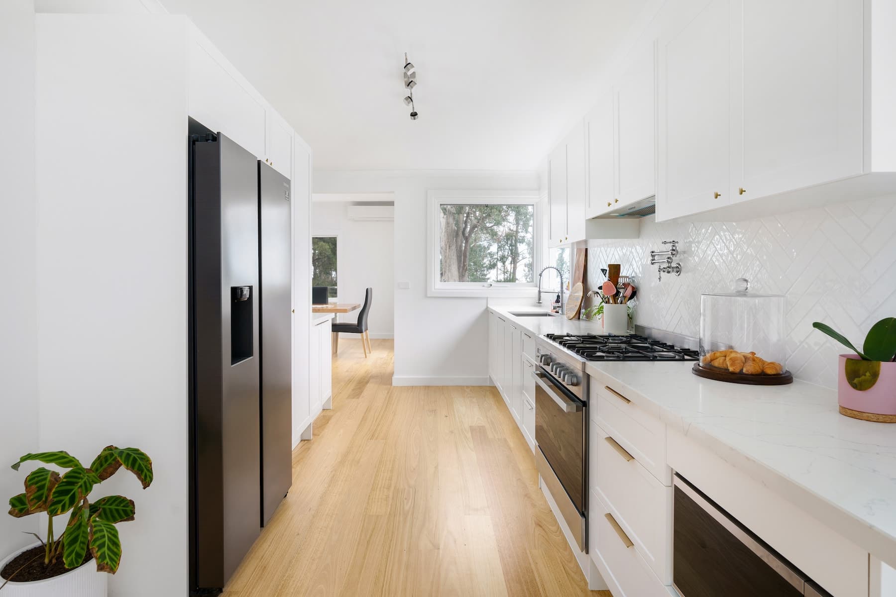 51 Douglas Road, Mount Macedon, Mount Macedon - Thumbnail 8