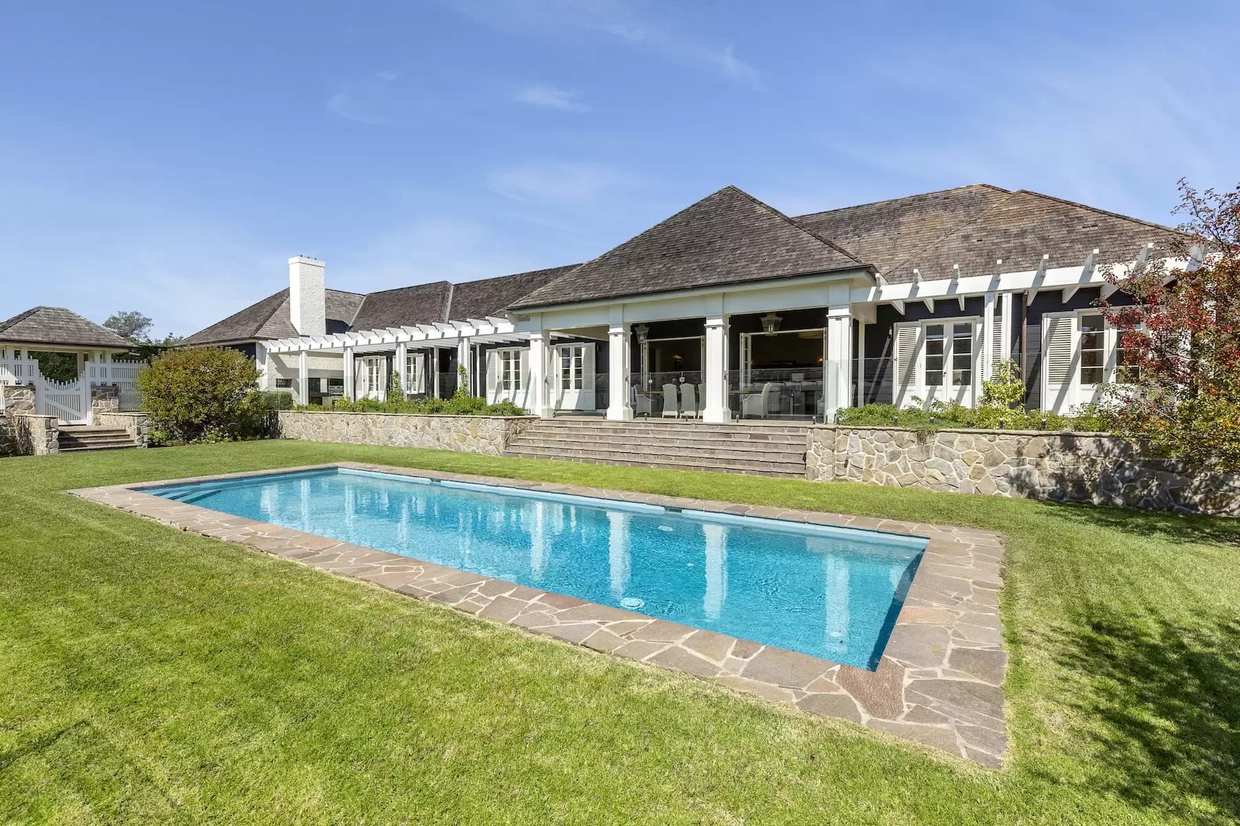 22 Leyden Avenue, Portsea, Portsea - Image 1