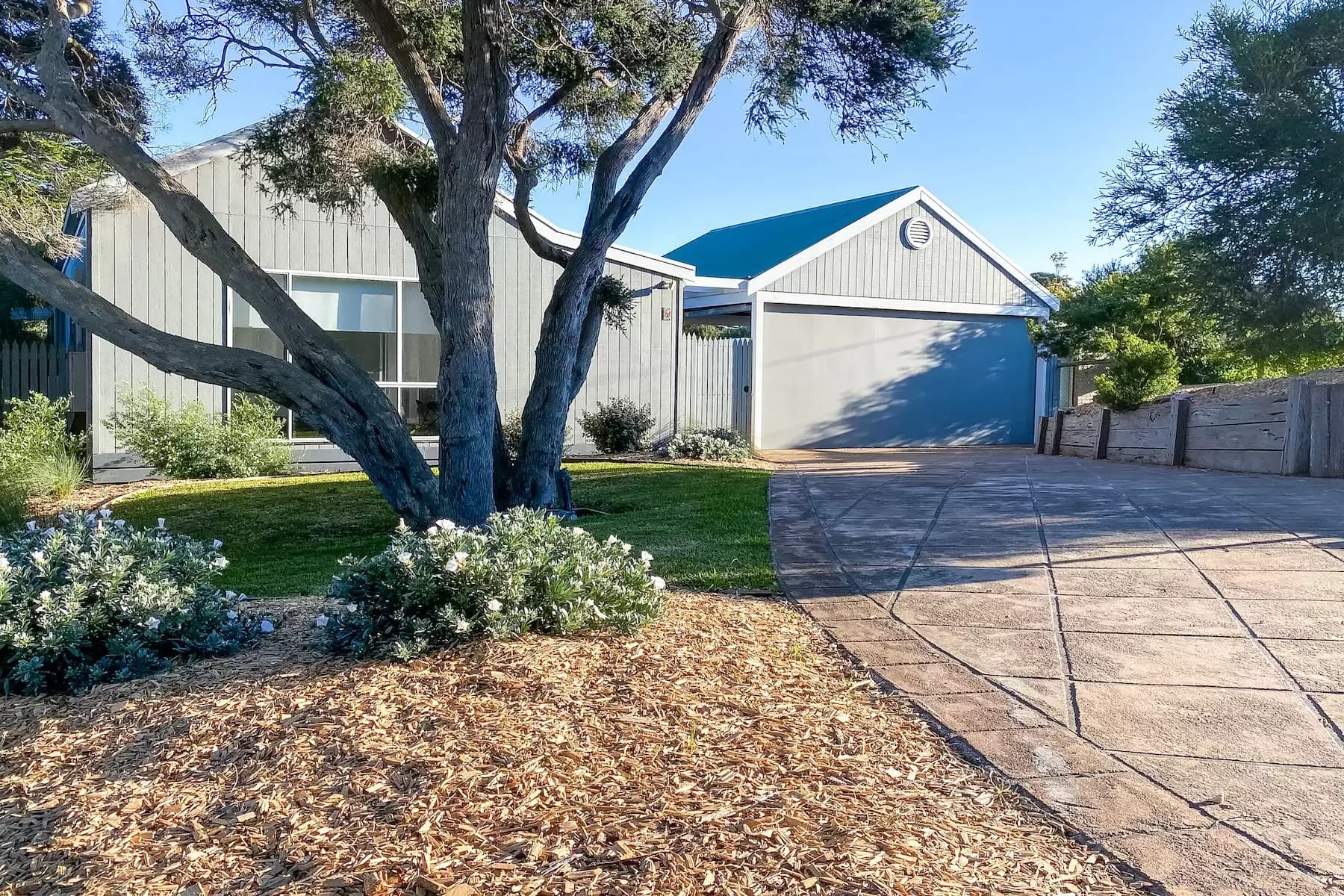 24 Hilltop Avenue, Blairgowrie, Blairgowrie - Thumbnail 2