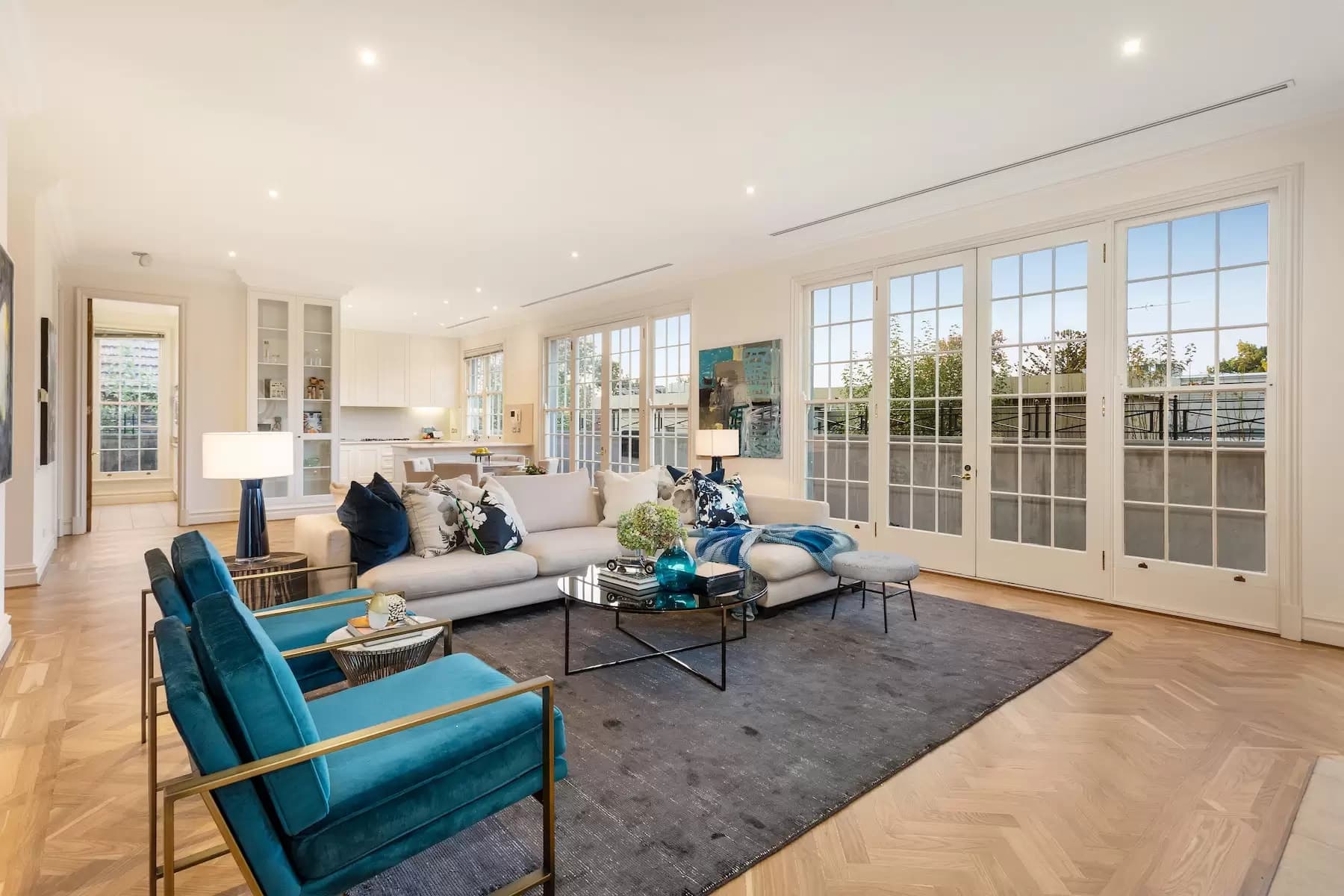 2/3 Huntingfield Road, Toorak, Toorak - Thumbnail 3