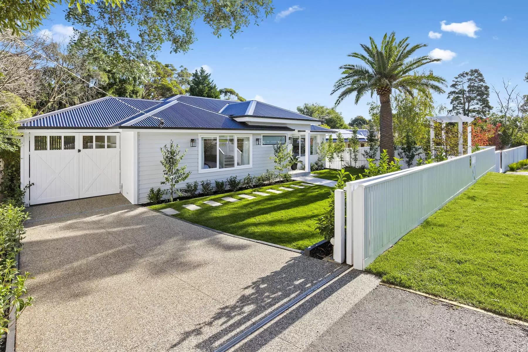 44 Redbourne Avenue, Mount Eliza, Mount Eliza - Thumbnail 2