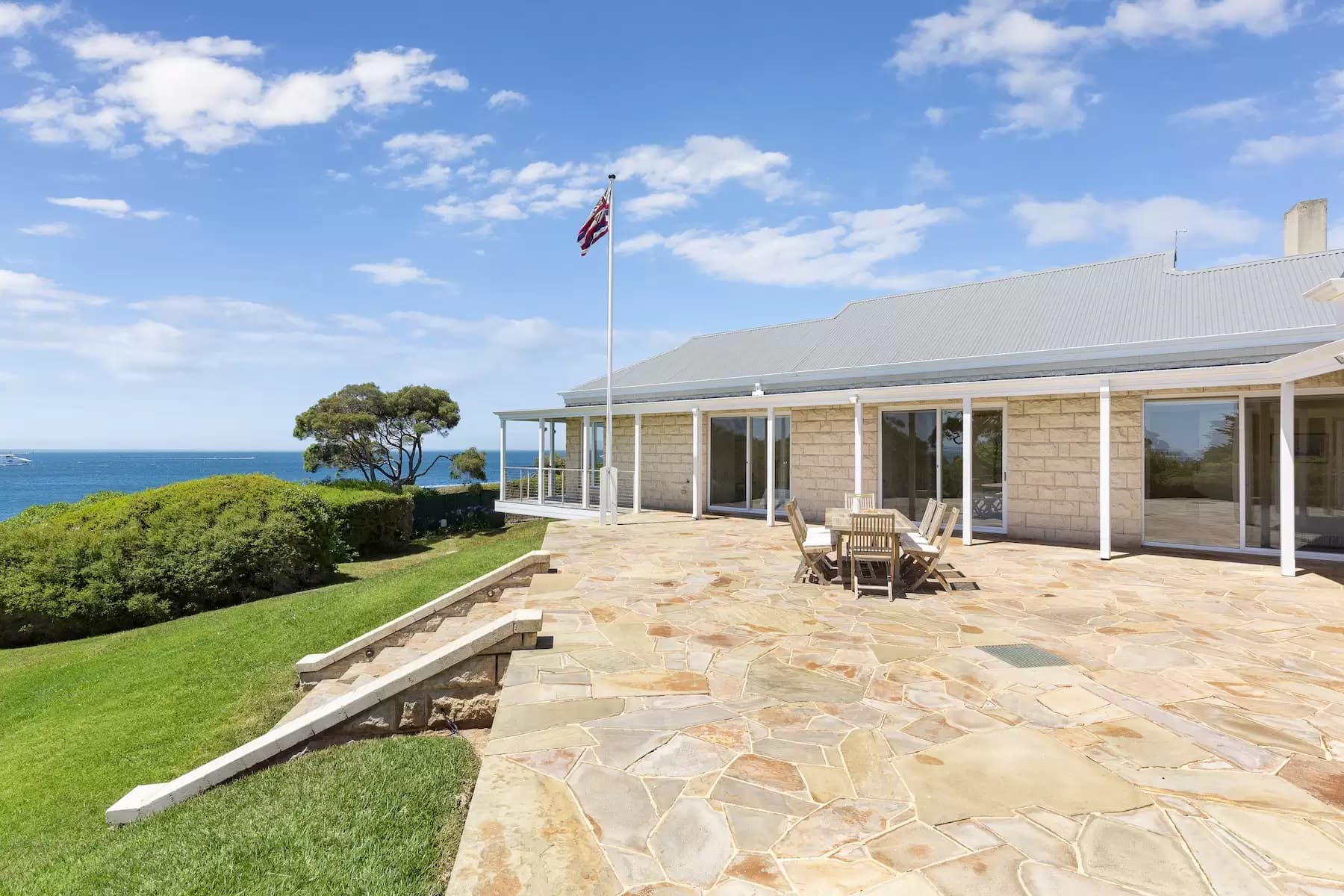 1 - 3 Franklin Road, Portsea, Portsea - Thumbnail 2