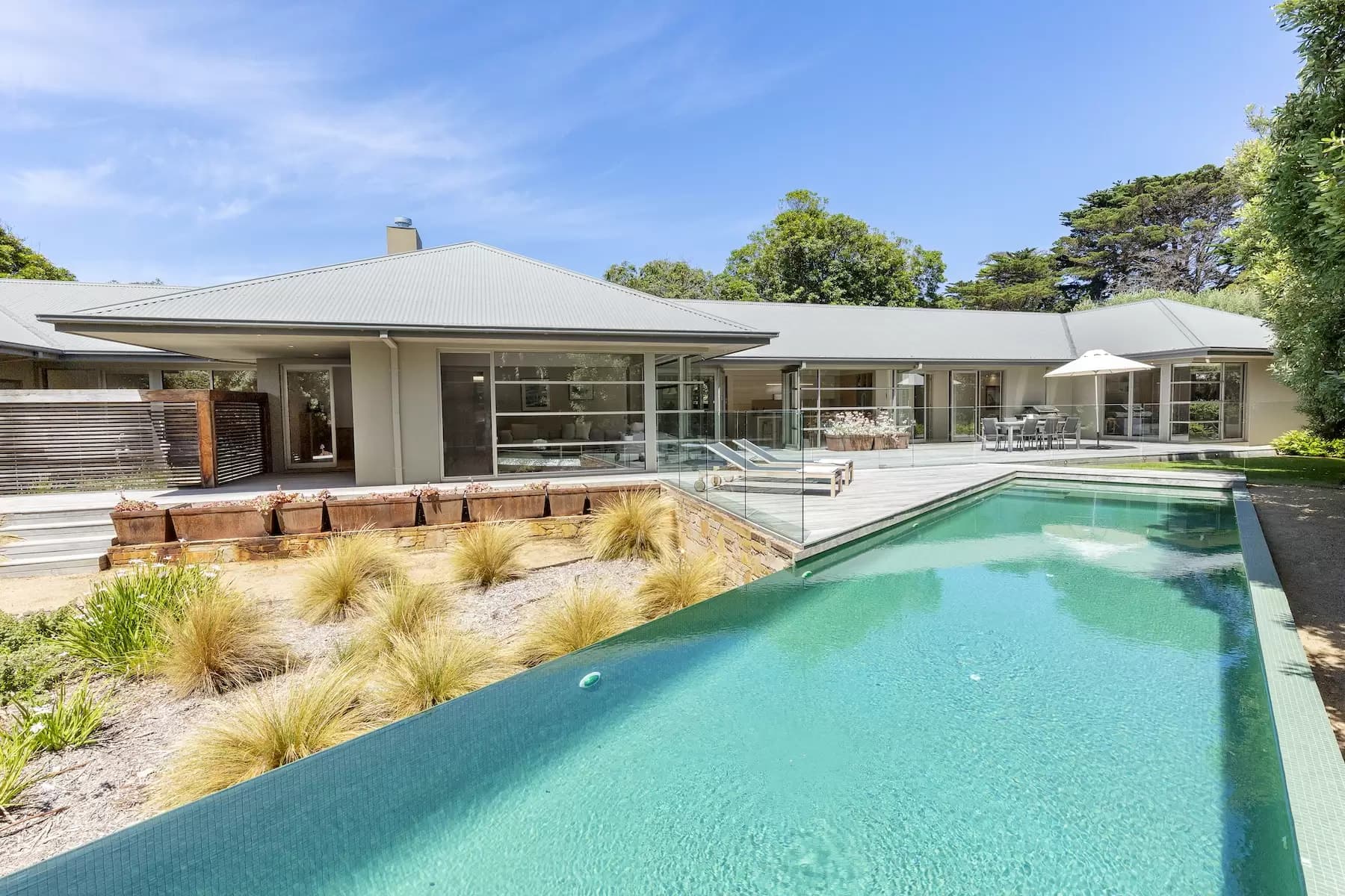 14 Grosvenor Court, Portsea, Portsea - Image 1