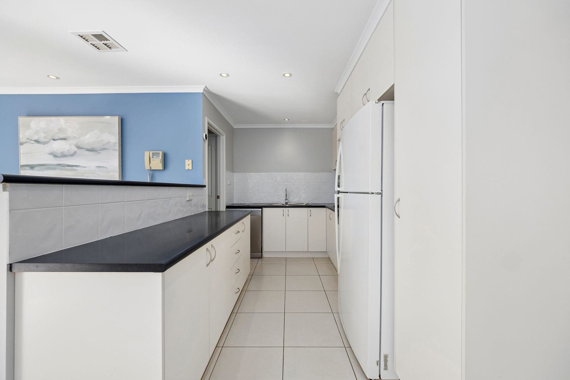 329 Anthony Rolfe Avenue, Gungahlin ACT, Gungahlin - Thumbnail 5