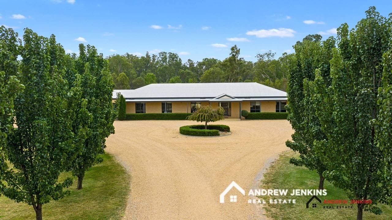 49 Cobrawonga Rd, Cobram East - Image 1