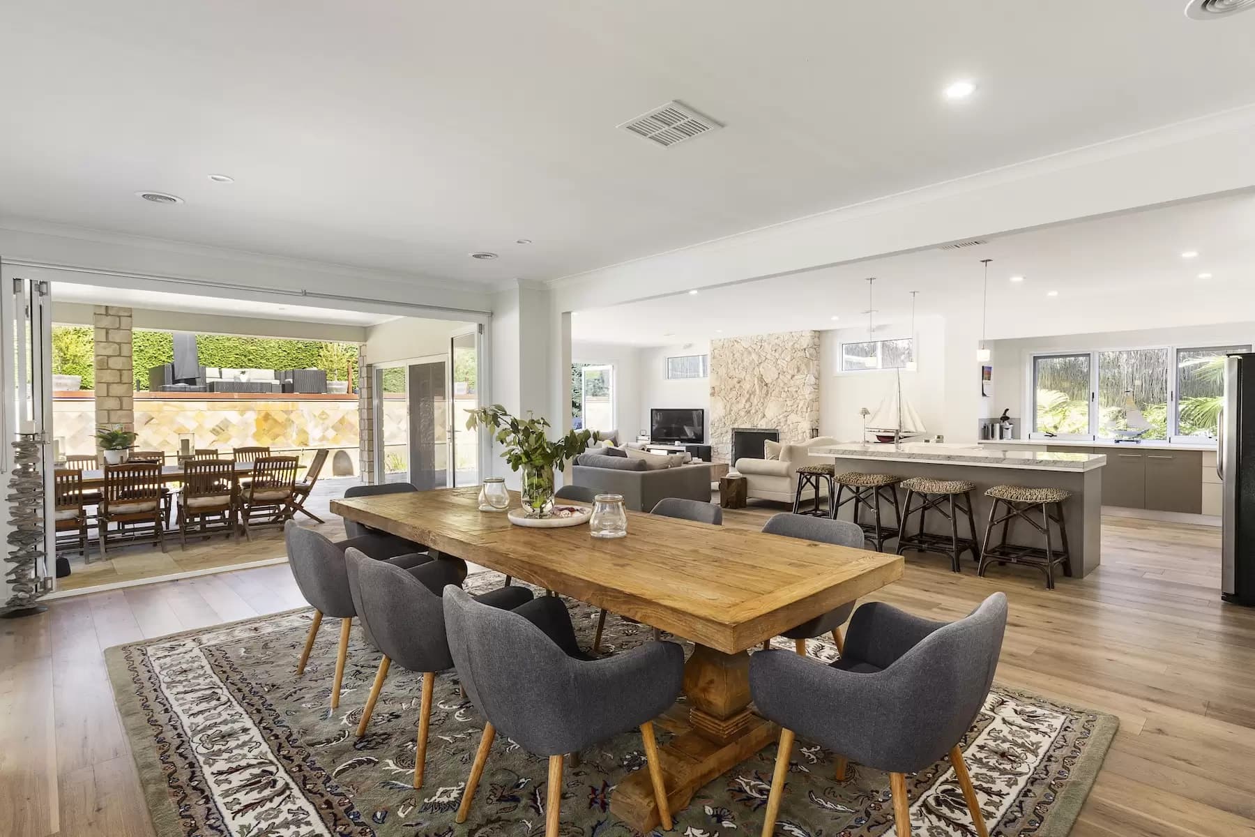 29 Shirley Avenue, Sorrento, Sorrento - Thumbnail 3