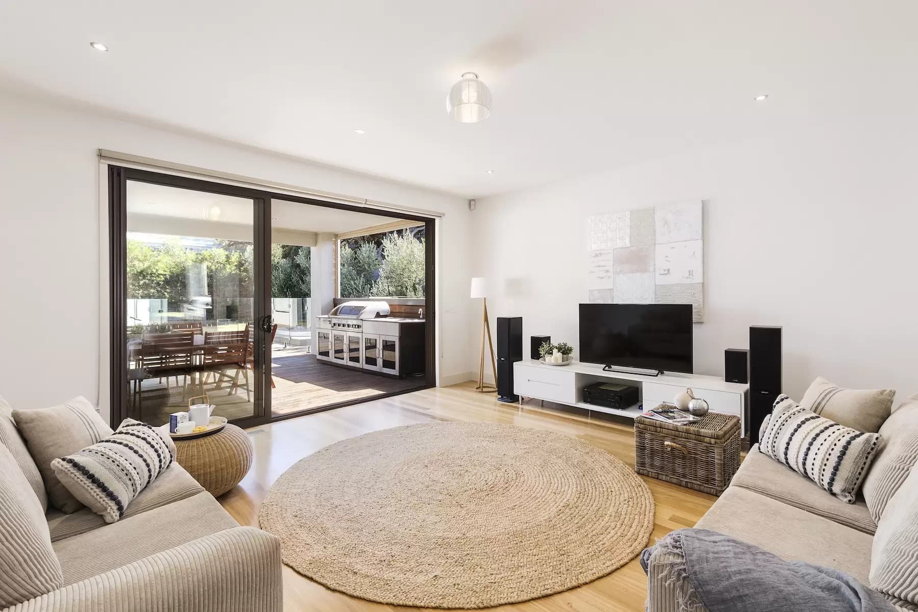 2 Capri Grove, Sorrento, Sorrento - Thumbnail 8
