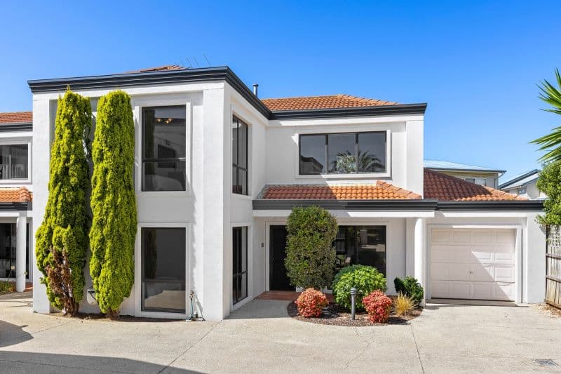 2/7 Fatimah Court Torquay VIC, Torquay - Thumbnail 2